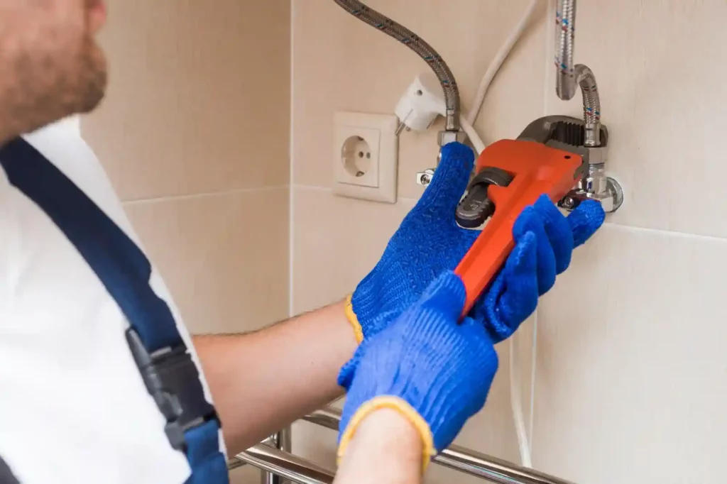Verstopfter Abfluss? Reparaturarbeiten durch Experten in Salzgitter durchführen lassen